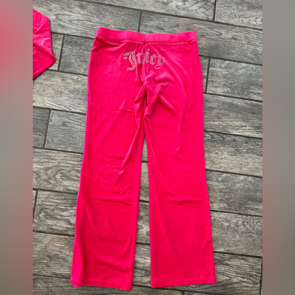 Juicy Couture Hot Pink Velour Hoodie & Pants Set - Picture 7 of 10